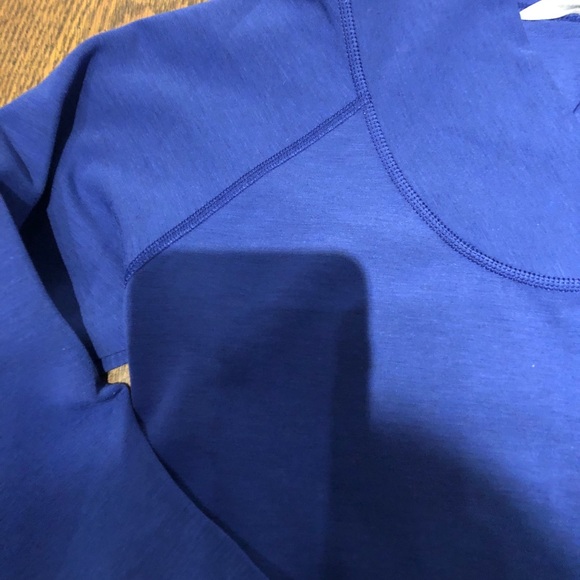 NEW A🙏🏻🔥🌈ATHLETA sweat top - Picture 5 of 8